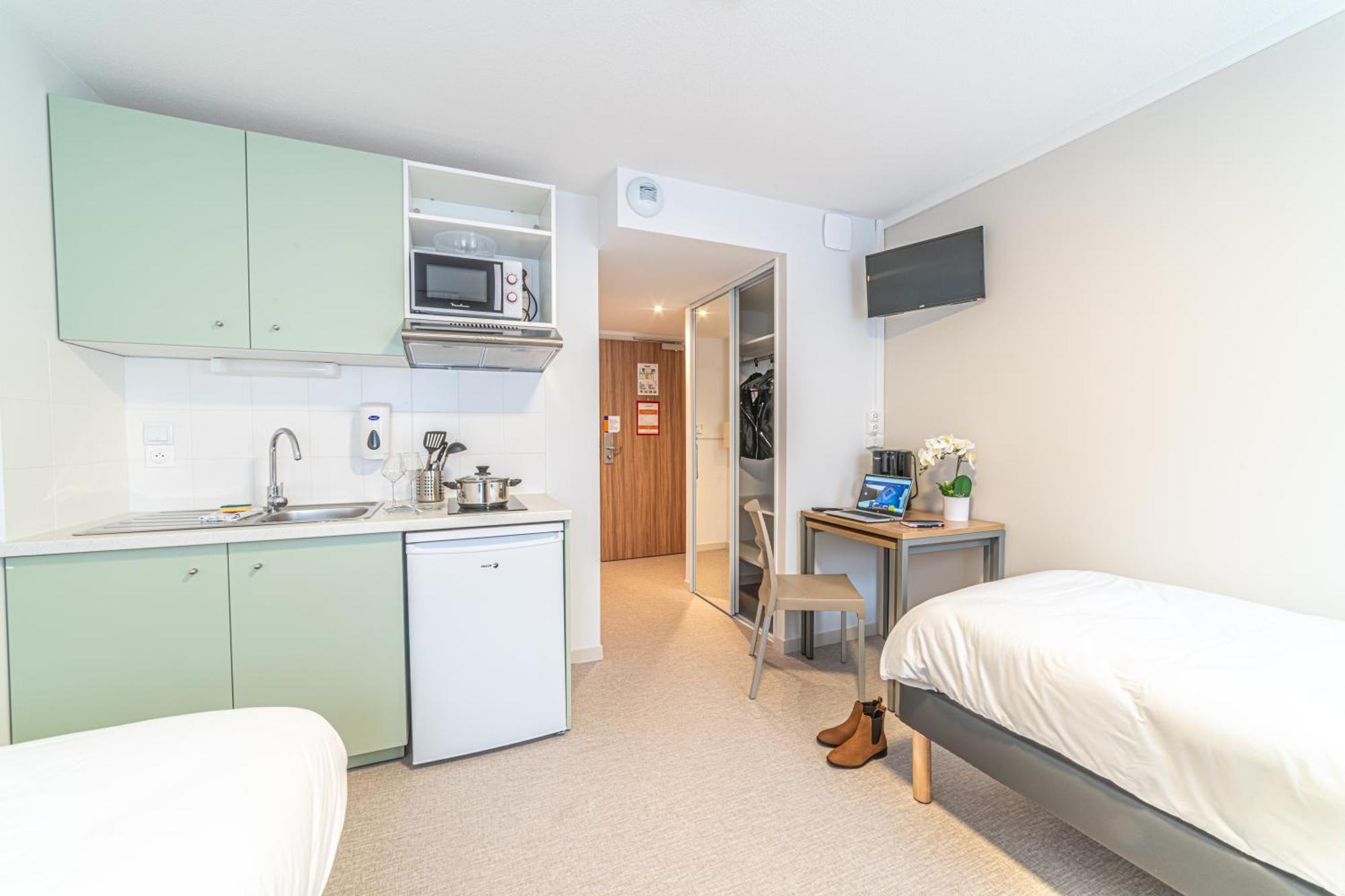 Montempo Apparthotel Lyon Viviani Венисьё Экстерьер фото