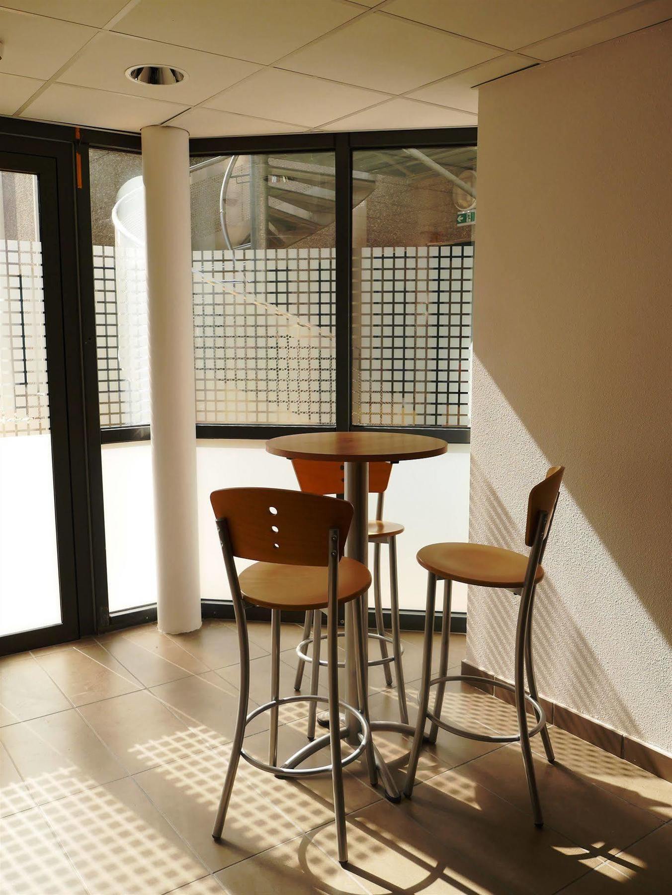 Montempo Apparthotel Lyon Viviani Венисьё Экстерьер фото